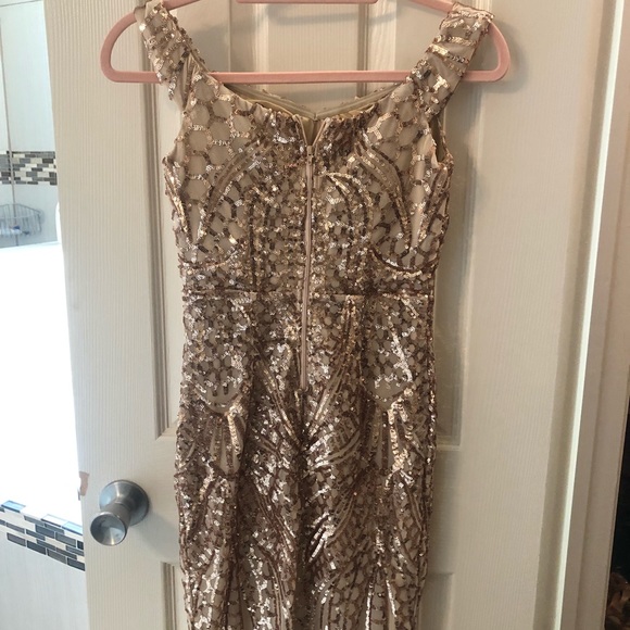 Rose Gold Sequins Sweetheart Off Shoulder Dress - Picture 4 of 4